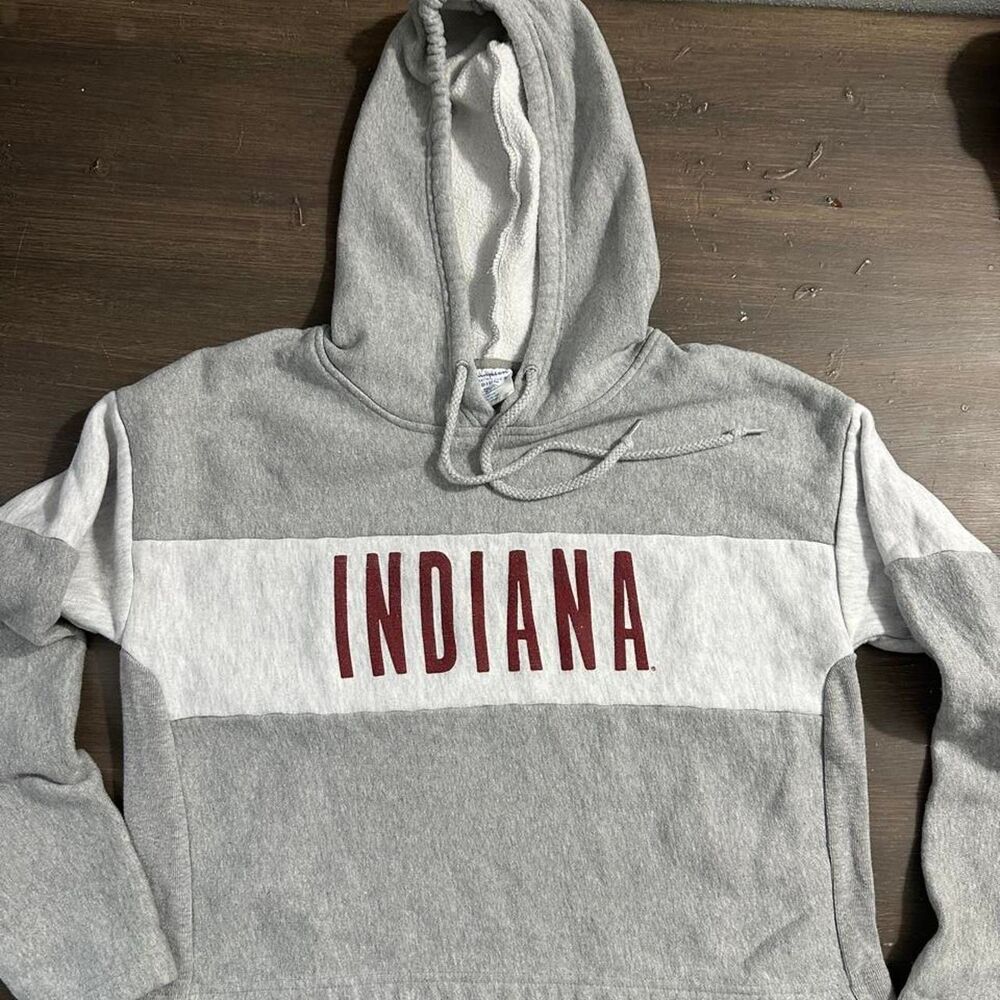 Champion Women's Grey Hoodie